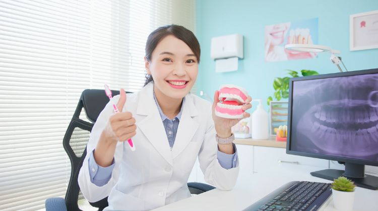 7 Dental Hygiene Tips Every Person Should Follow Daily