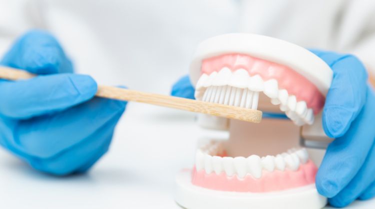 How to Clean Dentures: The Complete Step-by-Step Guide